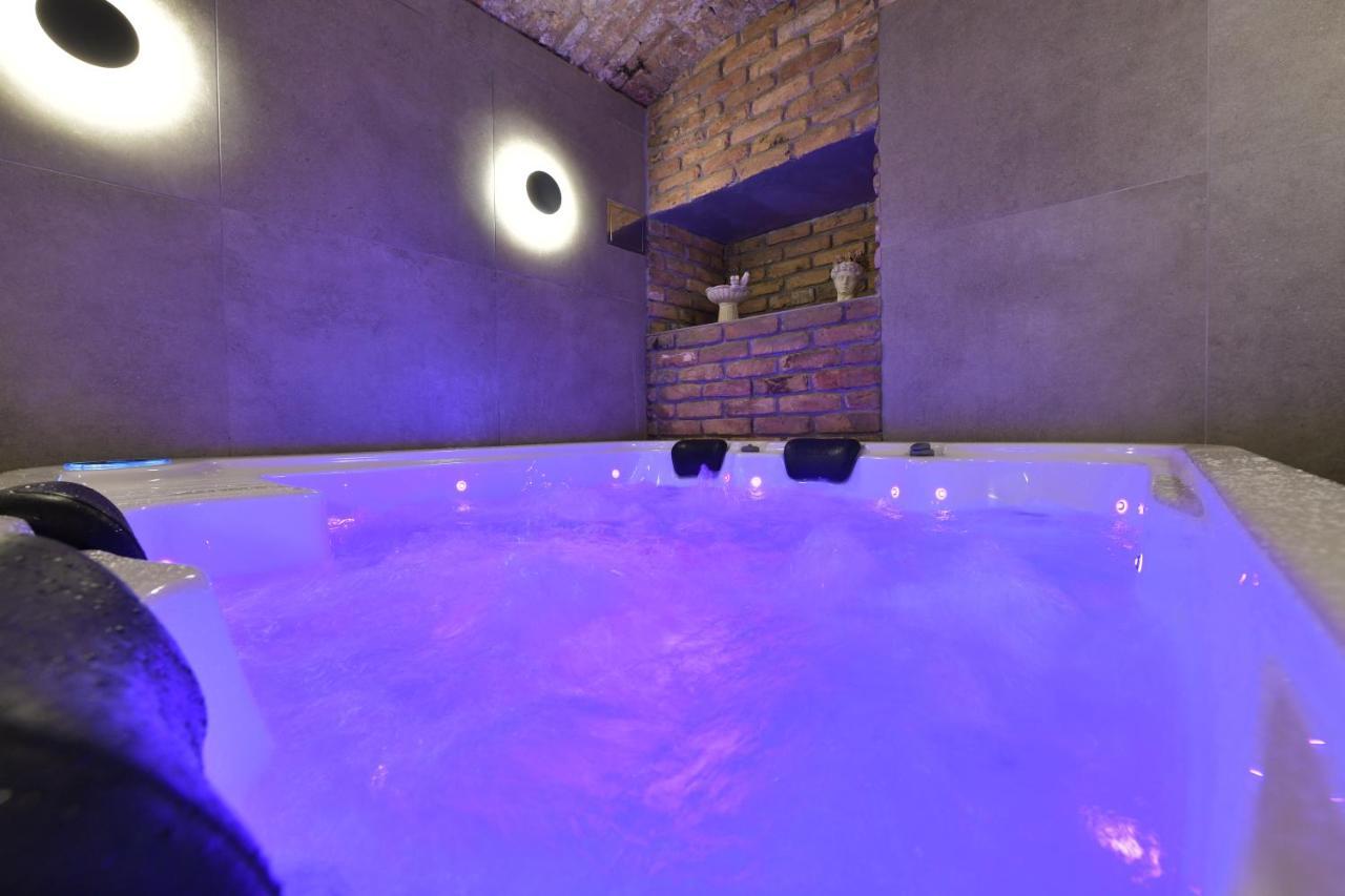 Royal Wellness And Spa Ruma Luaran gambar